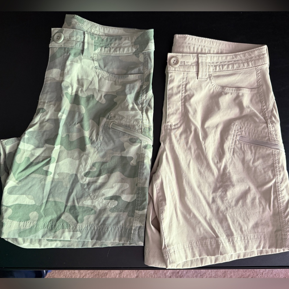 Eddie Bauer Green Camo and Beige Shorts